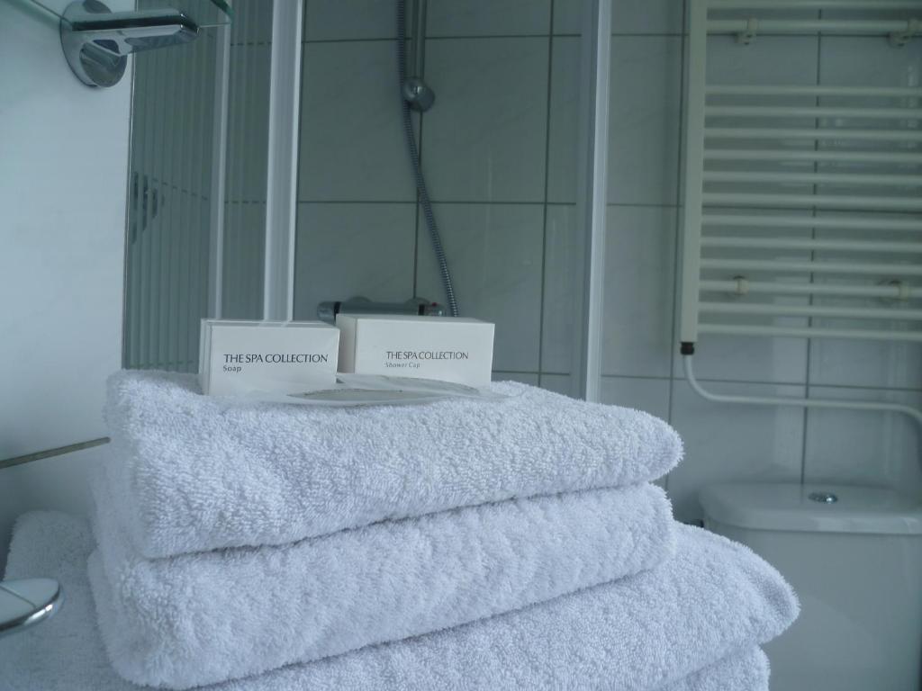 Hotel Pension Oranje Valkenburg aan de Geul Habitación foto