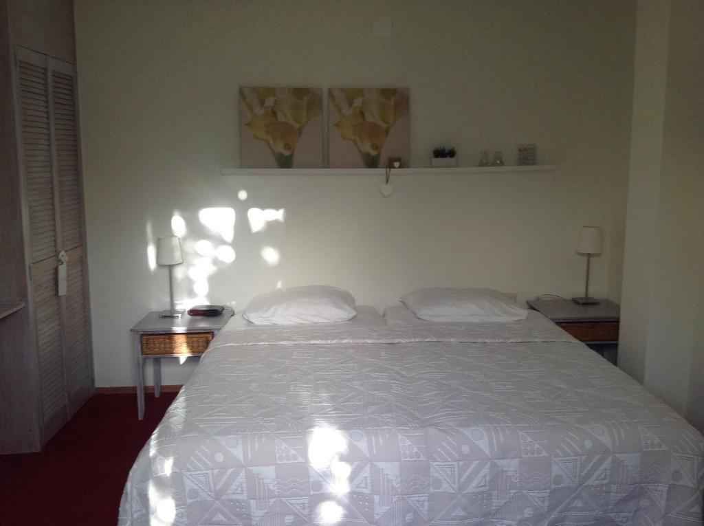 Hotel Pension Oranje Valkenburg aan de Geul Habitación foto